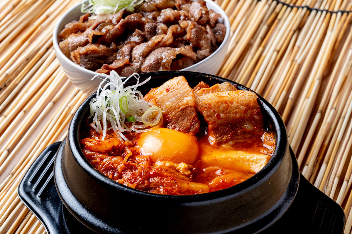 韓国カルビ丼とスンドゥブ 洞山 豚スンドゥブ～ミニカルビ丼セット～