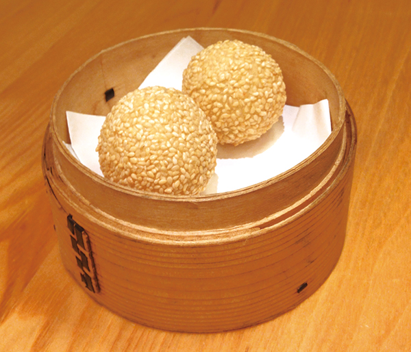 大阪王将 ゴマ団子