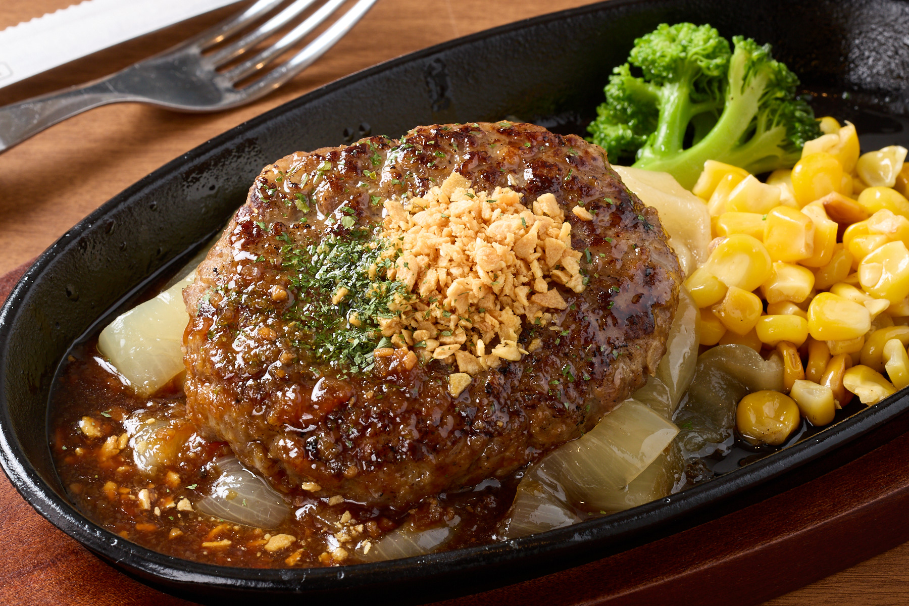 肉屋のハンバーグとガーリックライス 【ガツンと】ガーリックハンバーグBOX Garlic Hamburg