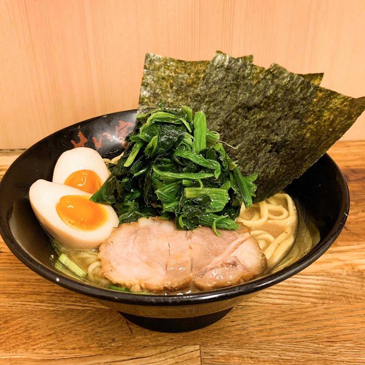 せい家 ほうれん草玉子ラーメン