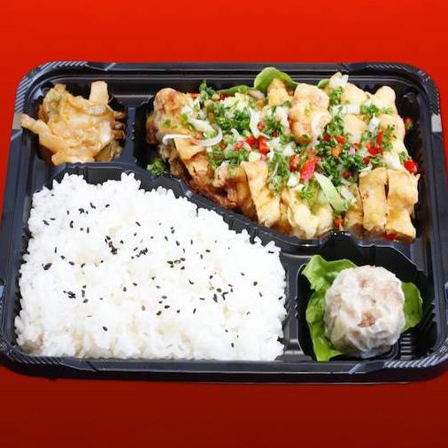 梅蘭 鶏唐揚げの特製ソース掛け弁当