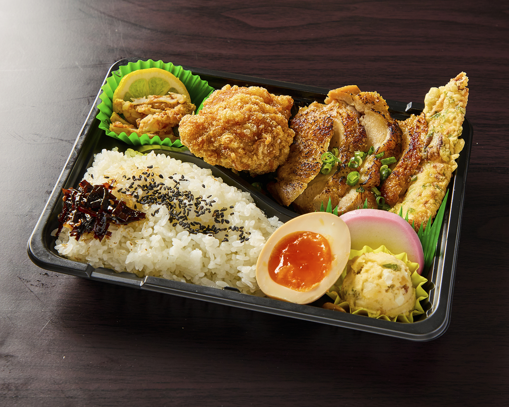 なるとキッチン ③ももザンギ＆鶏チャーシュー弁当