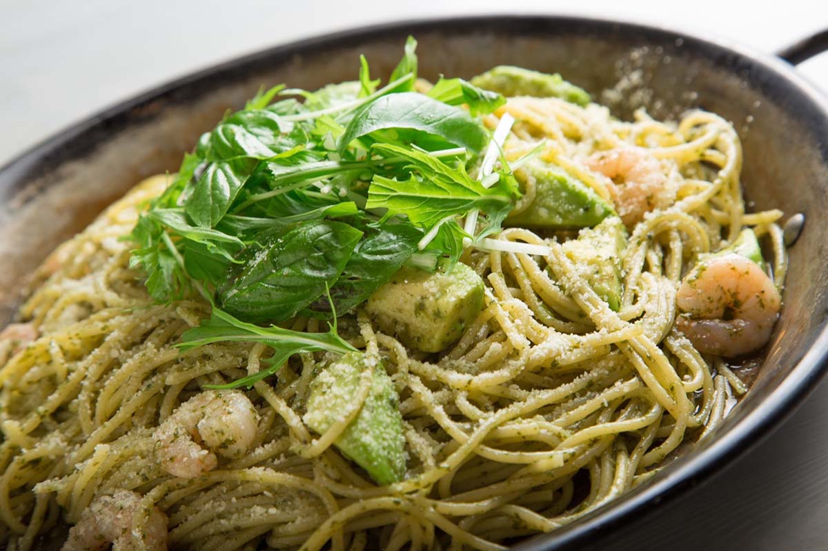 ココイロカフェ 海老アボカドのジェノバ【オイル仕立て】