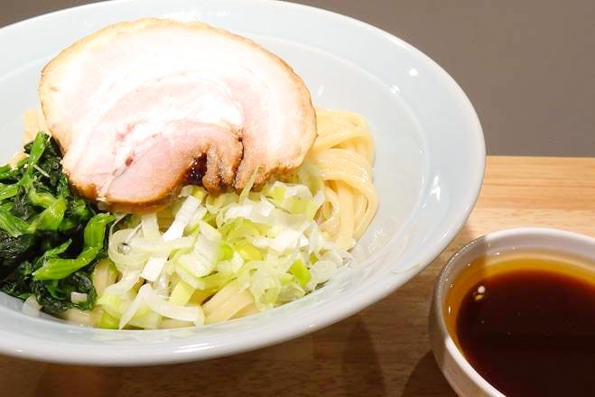 油そば研究所 しょうゆ油そば