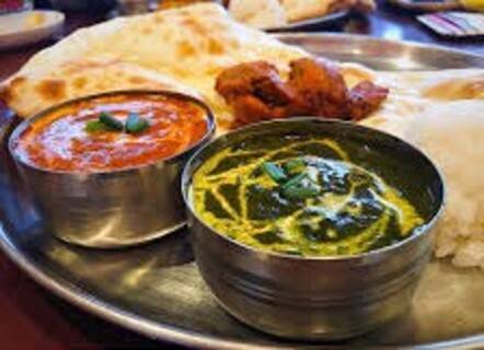 サンガム セレクトセット 2 カレー/1ナン〕 CHOOSE 2 CURRY ＆ NAAN with Chicken tikka