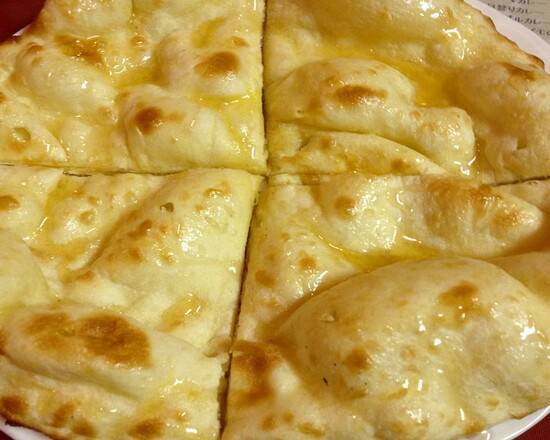 サンガム はちみつナン Honey Naan〔炭焼き！〕