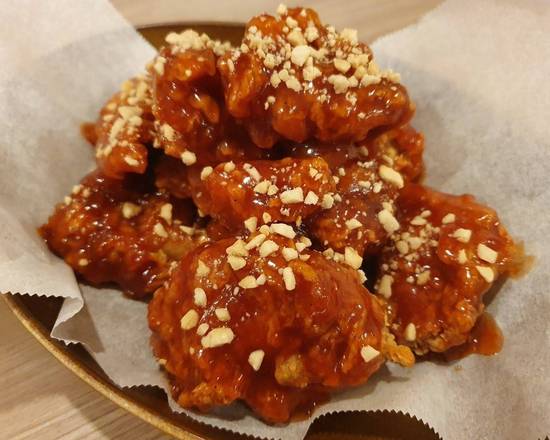 韓無量 ヤンニョムチキン(8P)