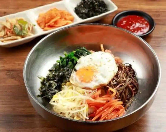 韓国料理 ホンデポチャ ビビンパ(おかず3品付き。)