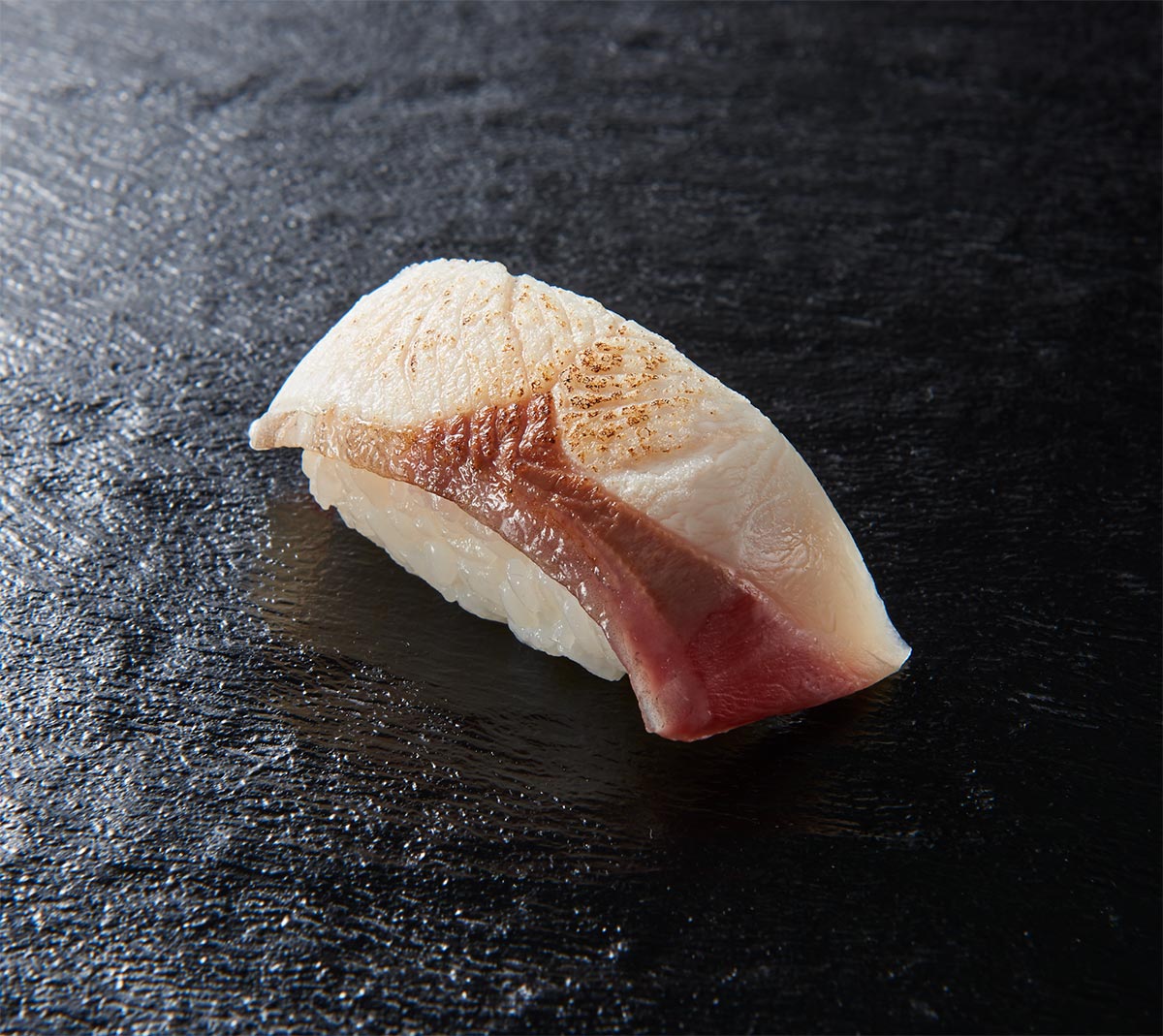 茶月 【単品】炙りぶり