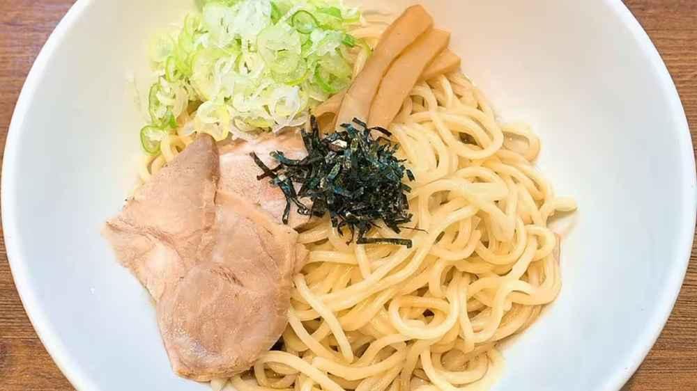 油そば専門 兎 荒田店