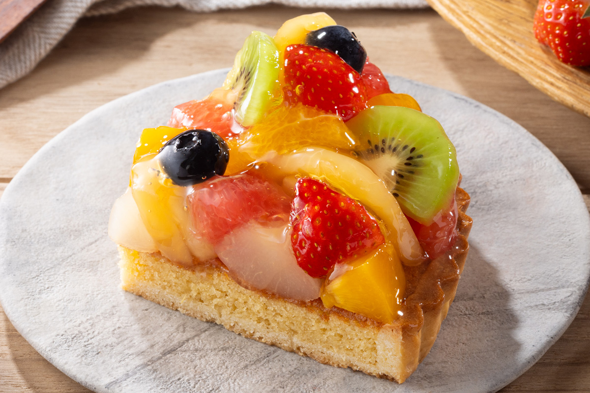 フロプレステージュ 季節のフルーツタルト～ダマンド～ (カット)