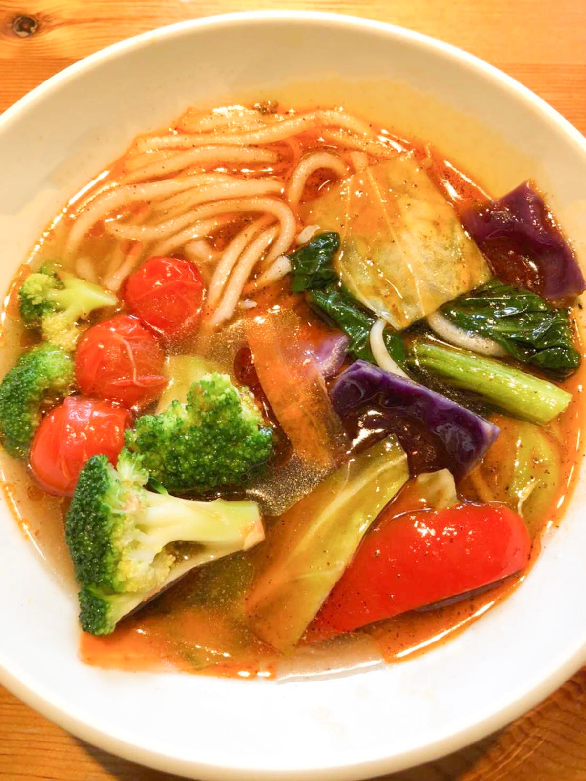 頂マーラータン 野菜のマーラータン 30種類のスパイス、極太の春雨を使用