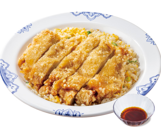 バーミヤン人気No.1 台湾大からあげチャーハン