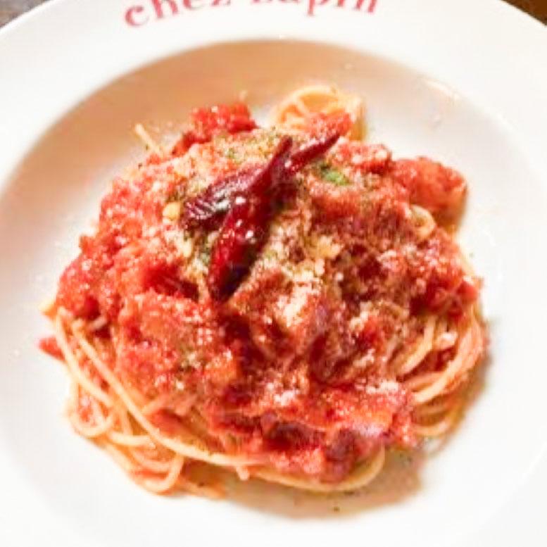 トラットリア シェ ラパン 完熟トマトの辛口アラビアータ スパゲッティ