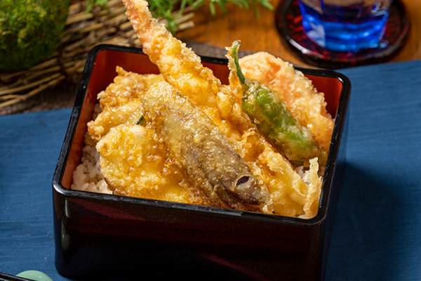 山下本気うどん 本気天重 Serious Tempura Over Rice