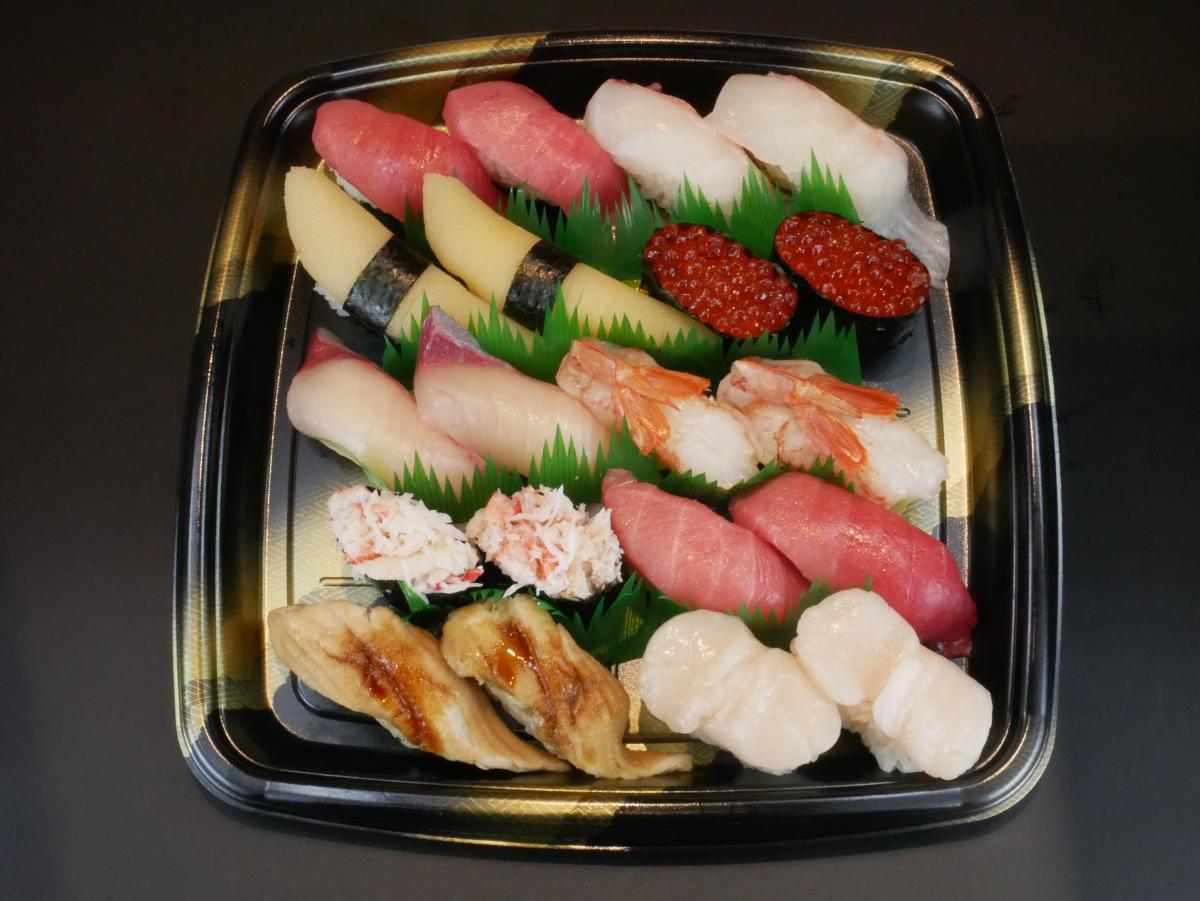 回転寿司やまと 特上2人前