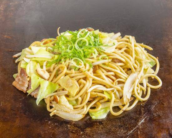 狸狸亭 塩ガーリックde焼そば