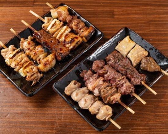 もつ焼きばん 【本日の焼き場担当おすすめ】もつ焼き盛合せ10本