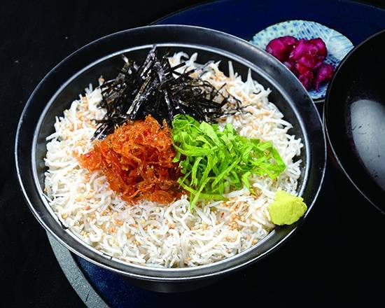 マルサ水産 こだわりシラス丼