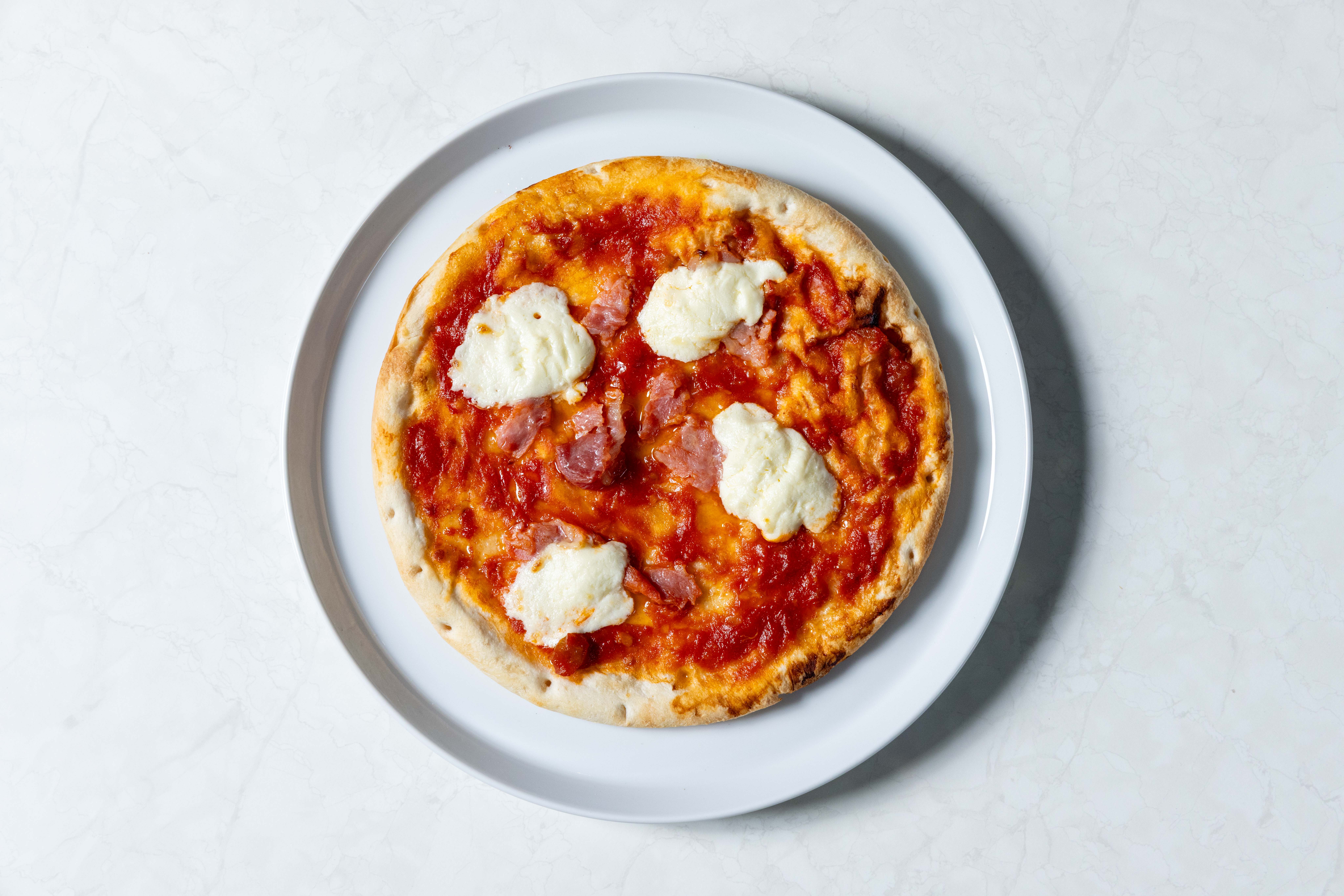 生ハムとクリームチーズ