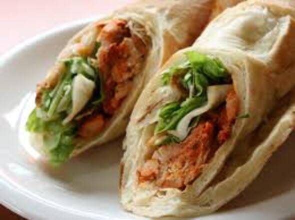 サンガム 炭焼き！チキンティカ ナンロール CHICKEN TIKKA NAAN ROLL