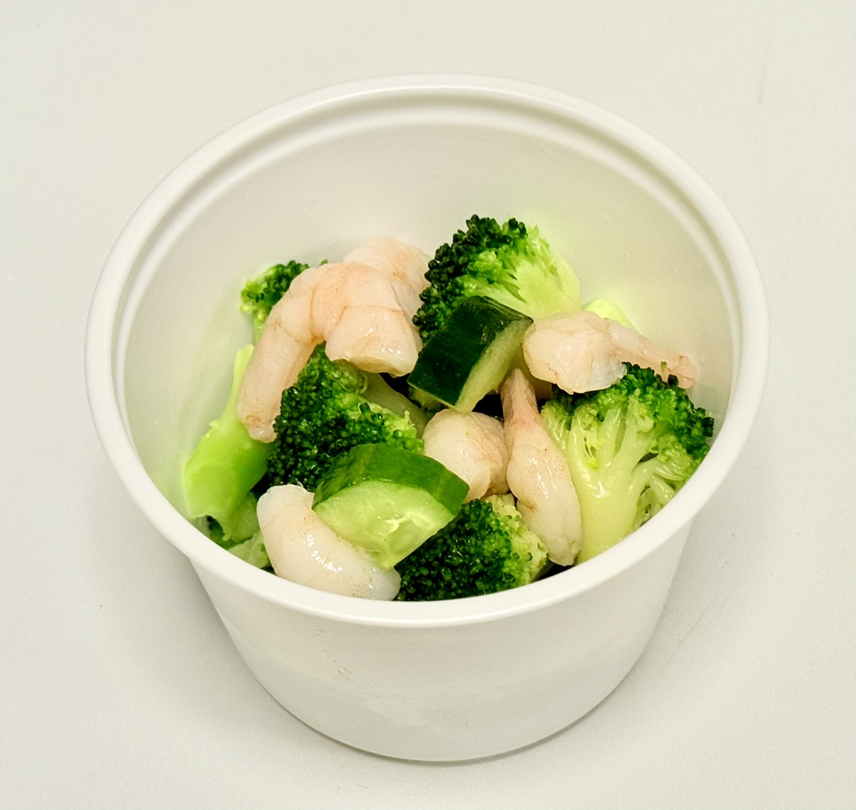 魚丼 ブロッコリーサラダ