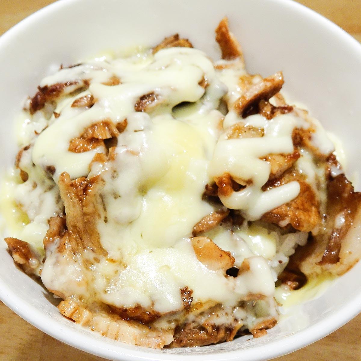 ぶた家 チーズ豚丼※要レンジ加熱