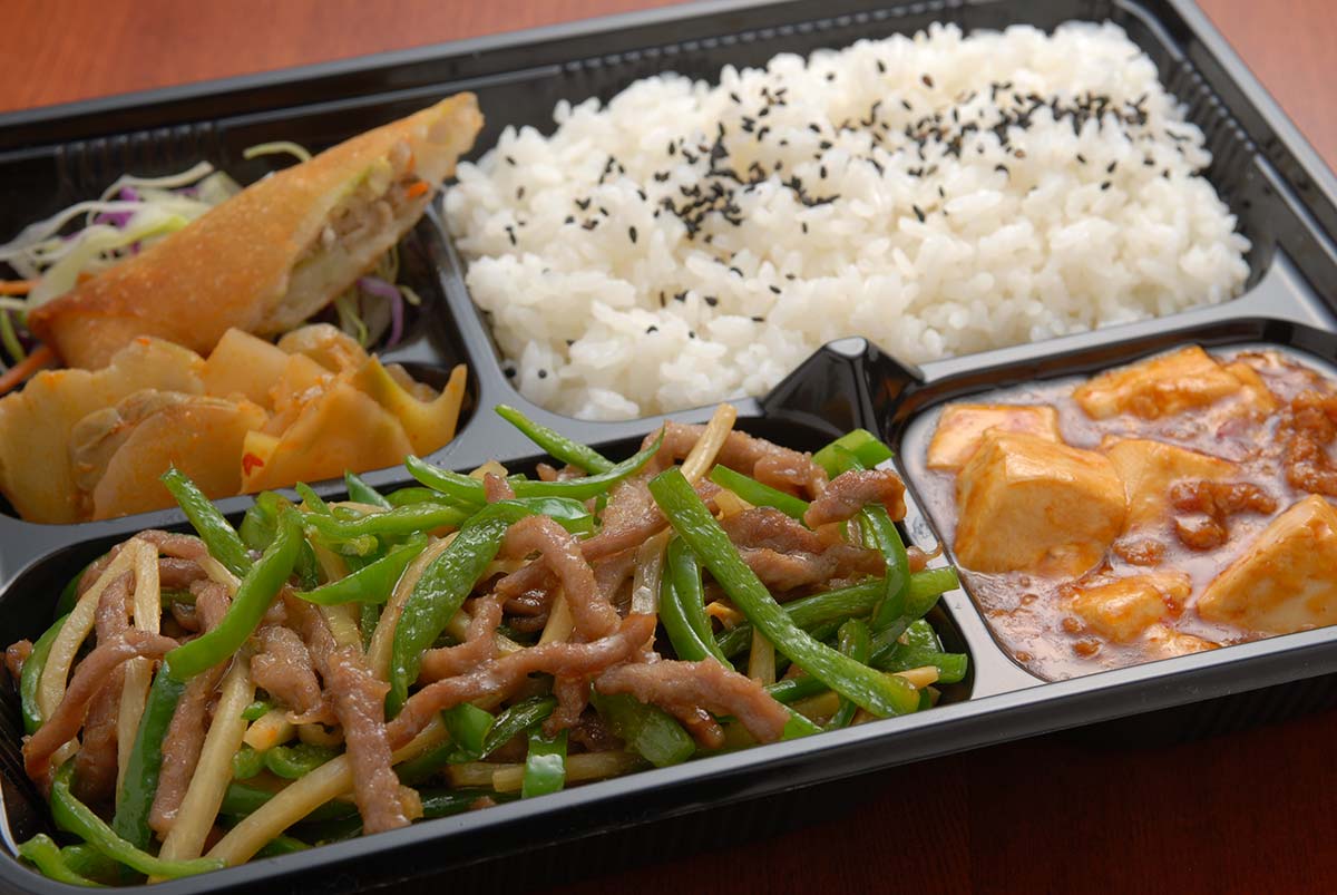 桂園 チンジャオロース弁当