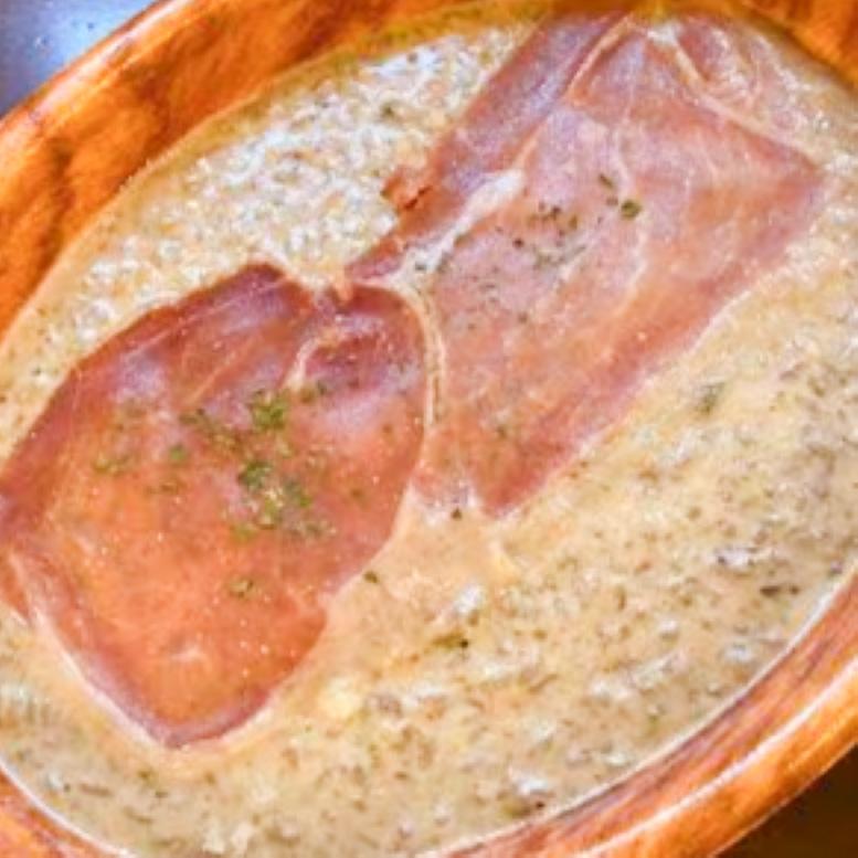 トラットリア シェ ラパン 生ハムとポルチーニ茸のチーズクリームソース リゾット