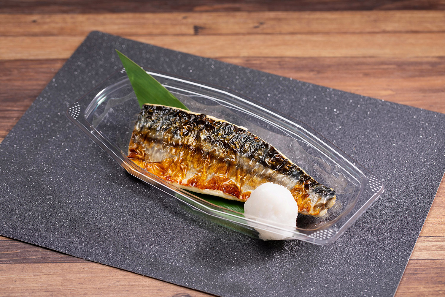 あえん 焼き鯖干し