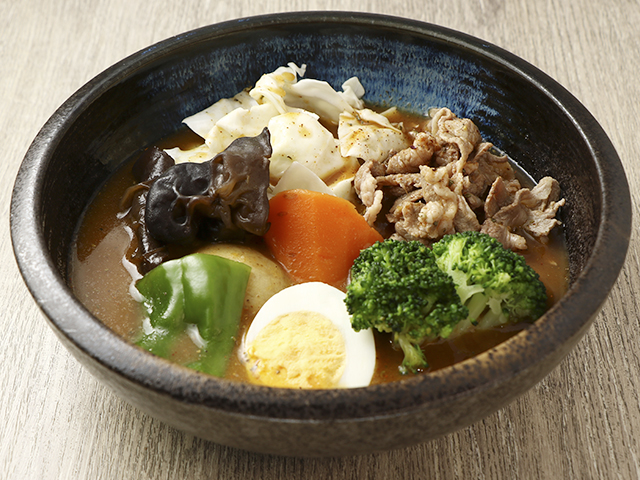 カレー食堂 心 ラムと野菜のスープカレー