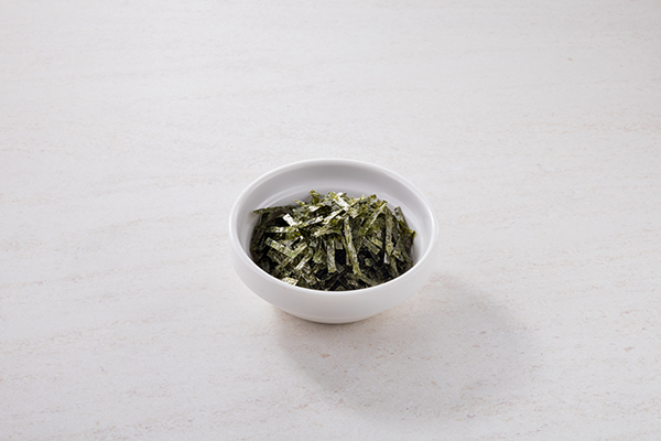 油そば 雷神 刻み海苔