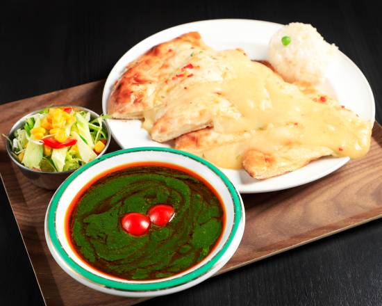 お好きなカレーとチーズナンSET CheeseNanSet