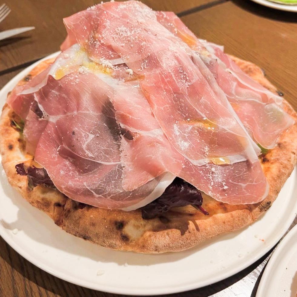 生ハムピザ