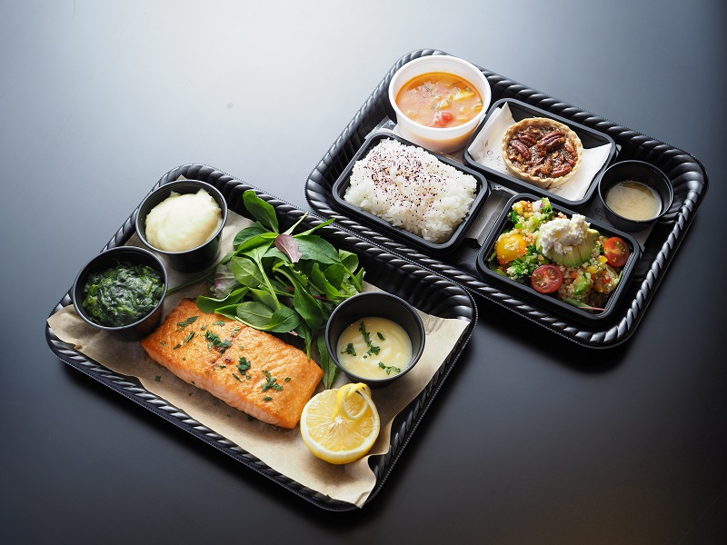 ウルフギャング・ステーキハウス サーモン弁当BOX