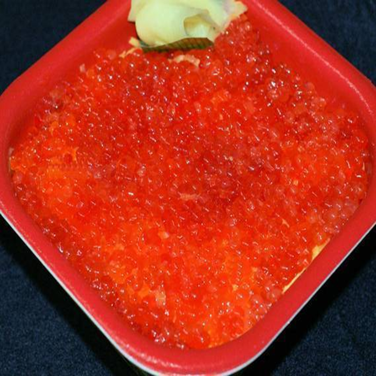 大漁丼家 鮭いくら丼