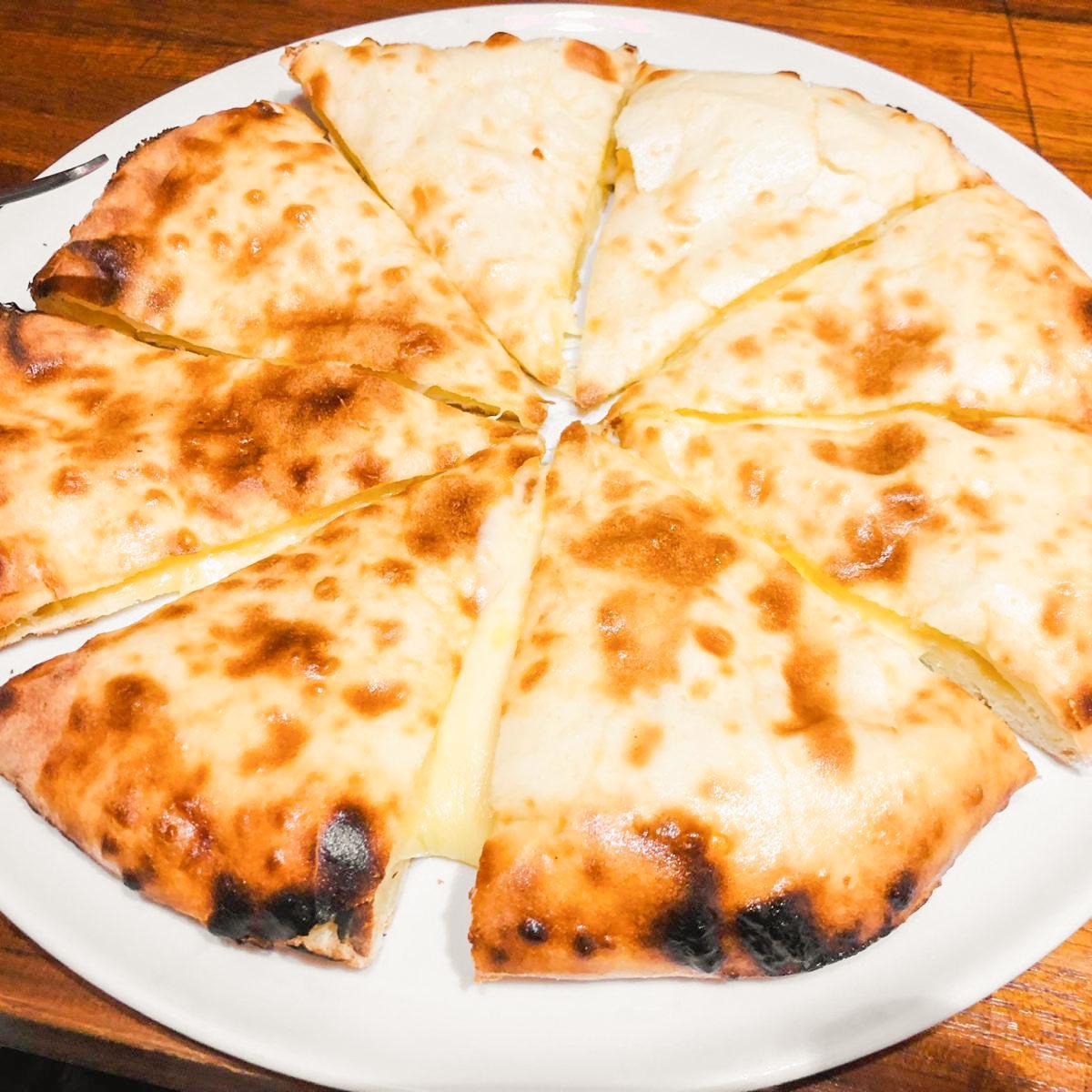 スパイスhub Large cheese Naan 大 チーズナン