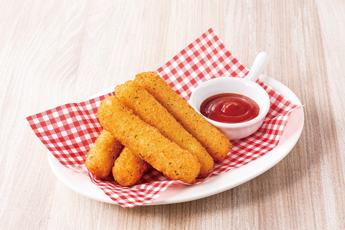 ごはんが進む！『チキン南蛮本舗』 モッツァレラチーズスティック