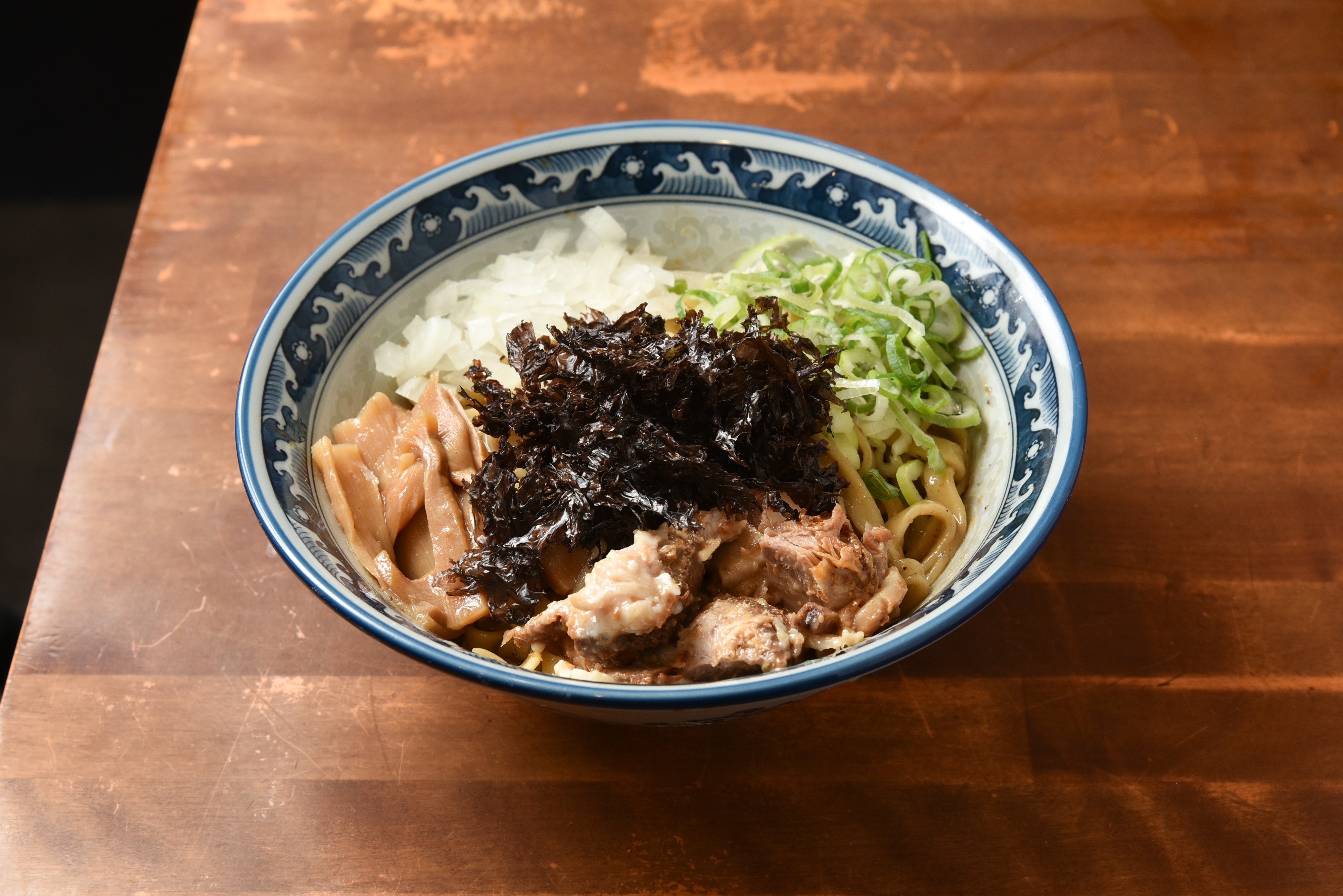 麺屋音人気No.3 煮干し油そば