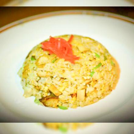 懐かしい炒飯(ハーフサイズ)