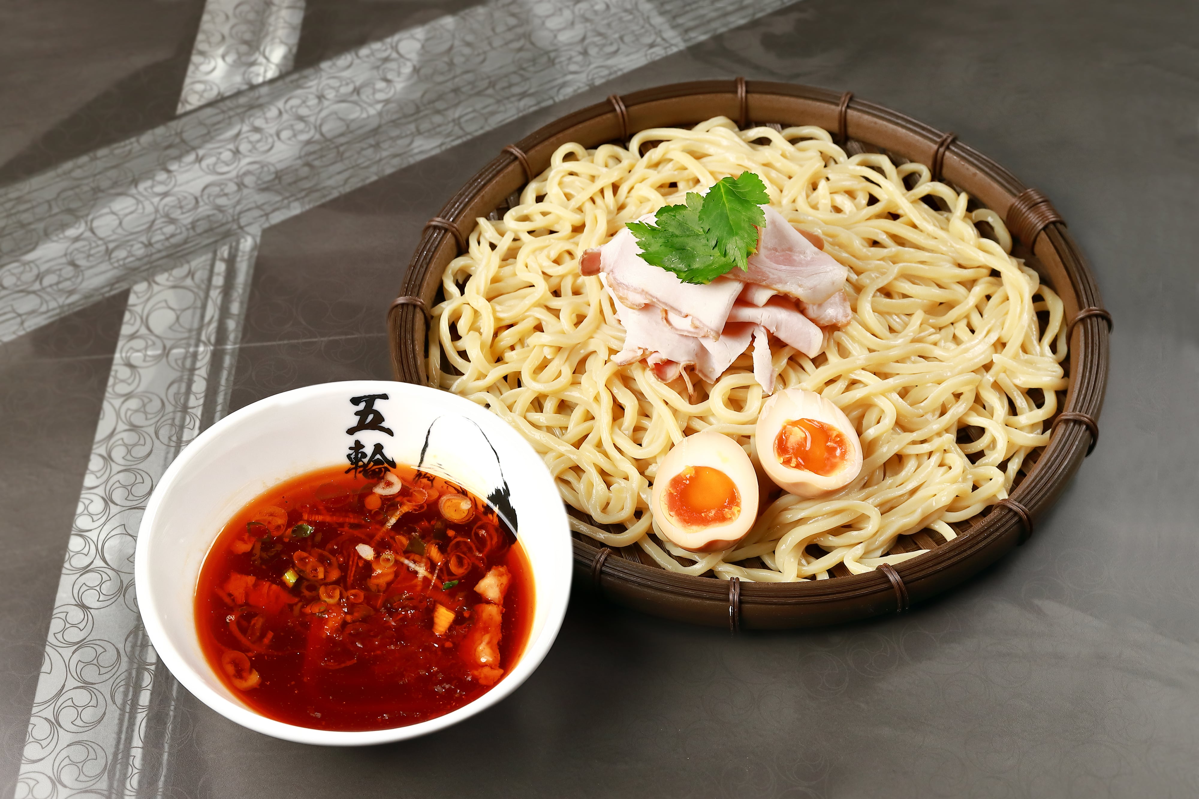 麺屋武蔵 辛味五輪洞つけ麺