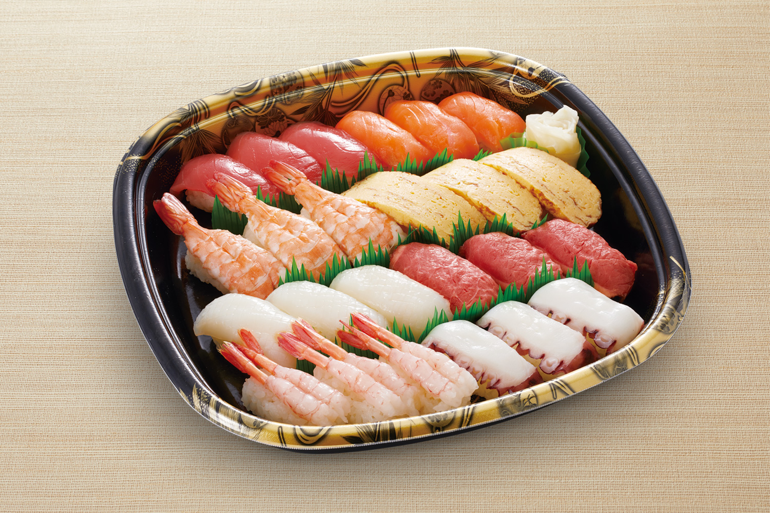 和食さと 寿司盛り合わせ<楓(かえで)>3人前