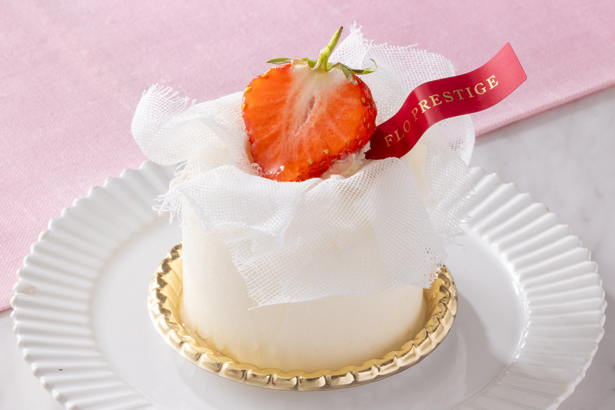 フロプレステージュ 苺のレアチーズケーキ～クレームダンジュ～