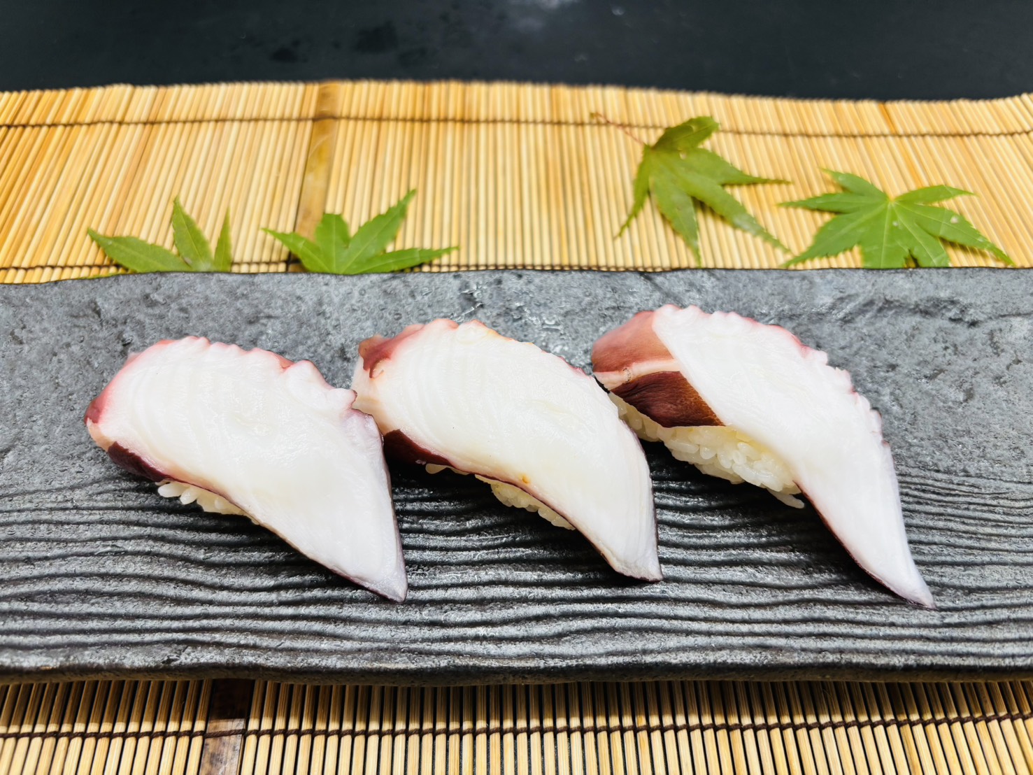 がんこ たこにぎり3貫 3 pieces of octopus nigiri