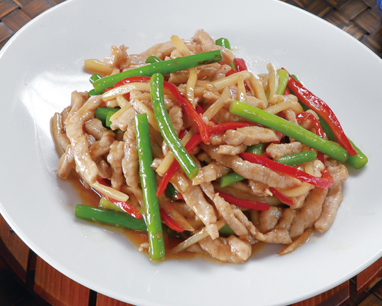 中国ラーメン揚州商人 青椒肉絲(チンジャオロースー) Sliced Meat ＆ Bell Pepper Stir-Fry