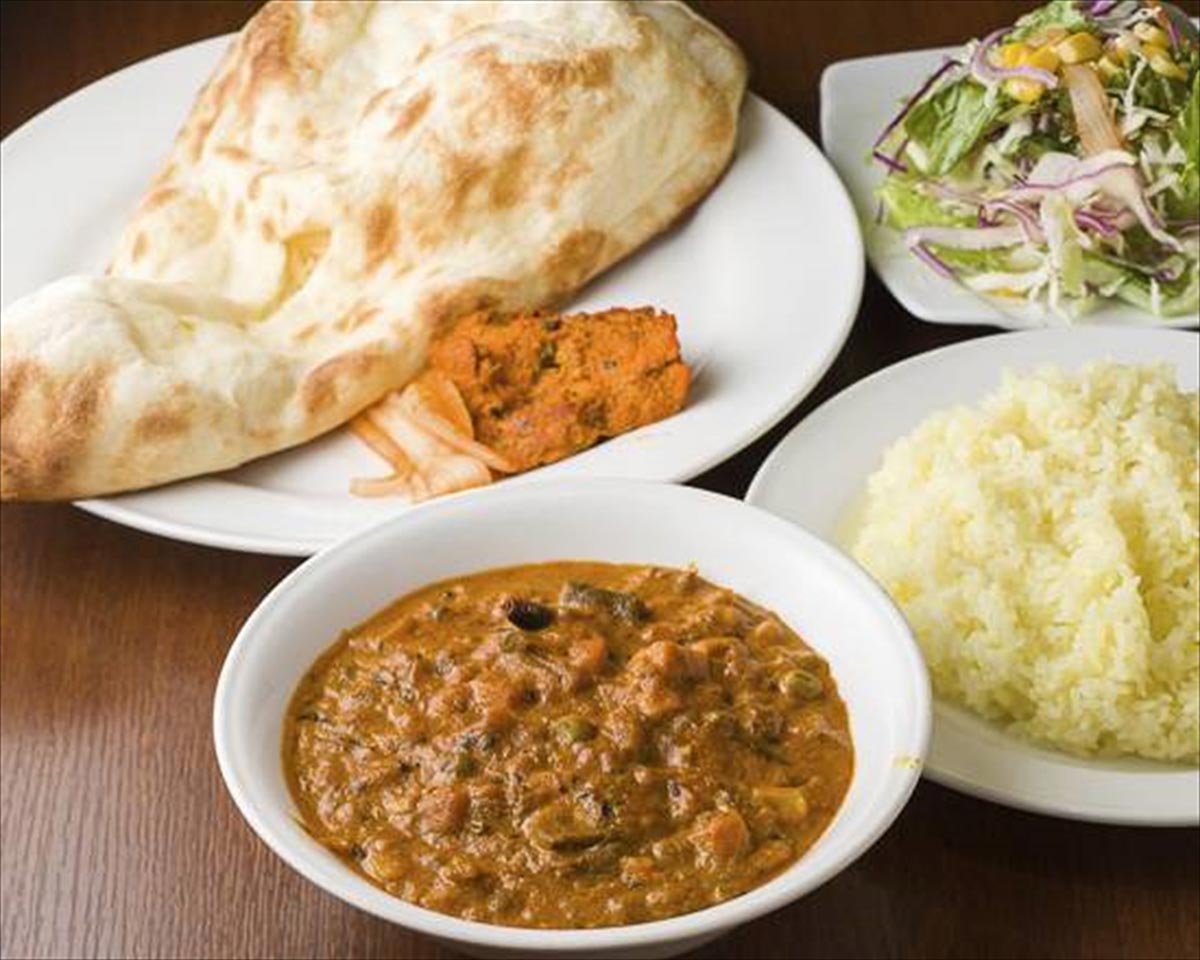 アジアンダイニングバー SAPANA(サパナ) オリジナル野菜カレー Vegetable Curry(お弁当)