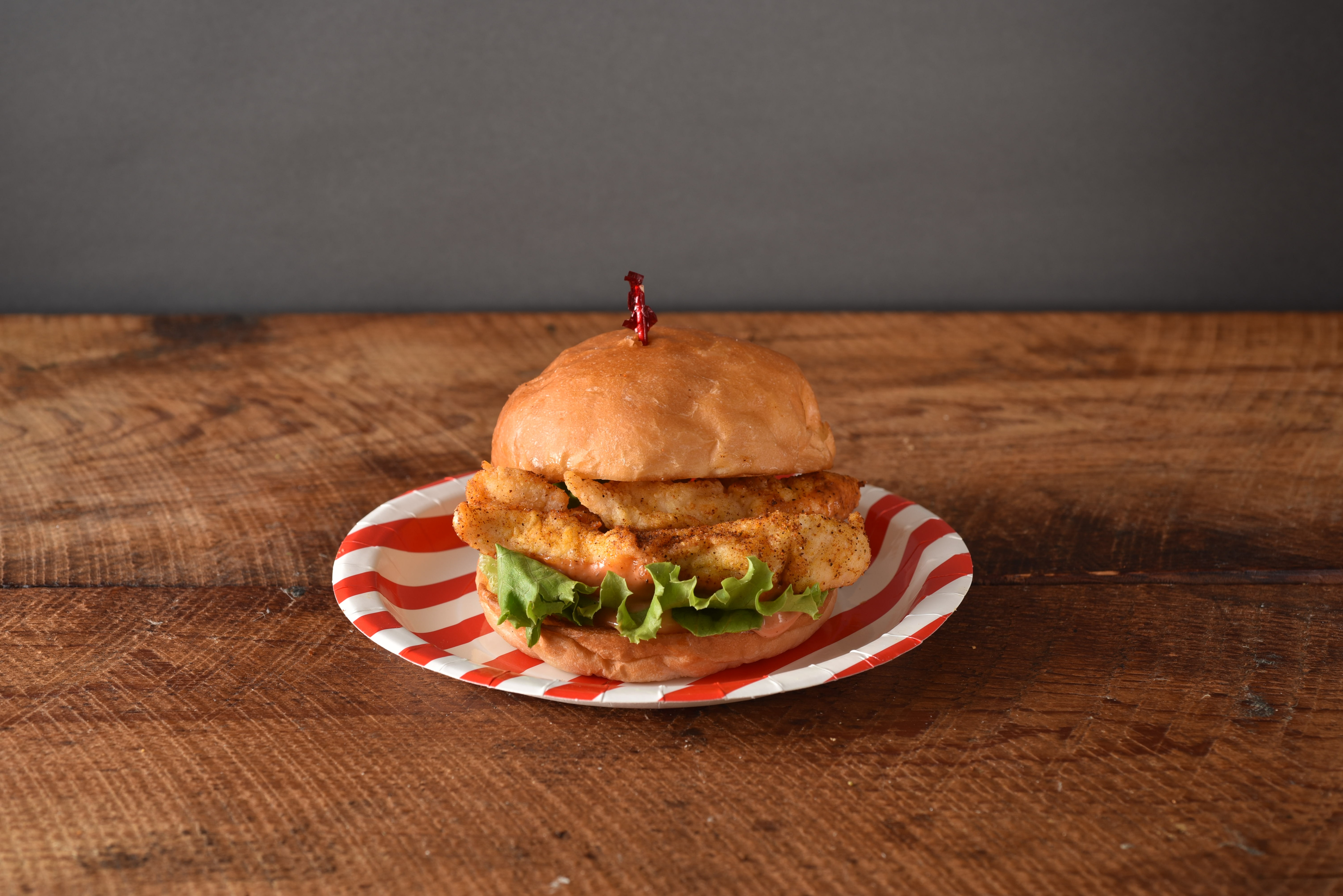 JB's TOKYO 【新定番】100%チキンバーガー/The 100% Chicken Burger！！