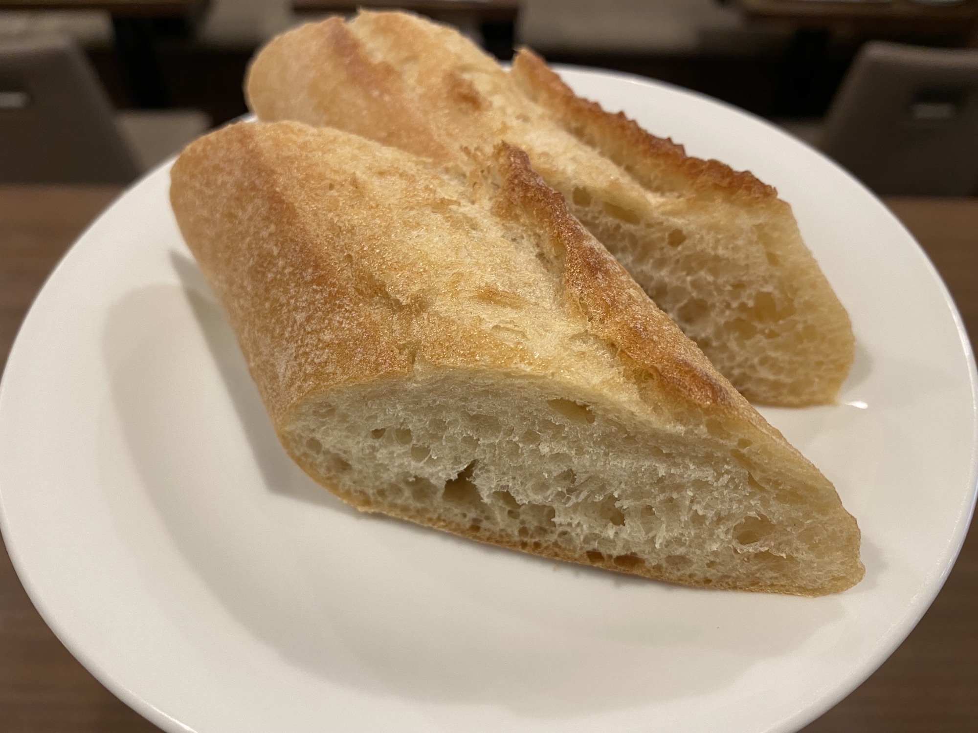 俺のフレンチ 料理のお供に！俺のBakery特製パン3カット