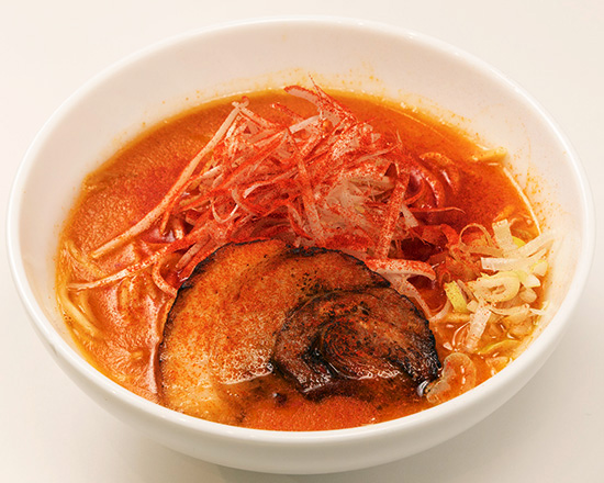 トクベツ。 極辛麺やりすぎ！(薬味ネギ、白髪ネギ、豚叉焼1枚)