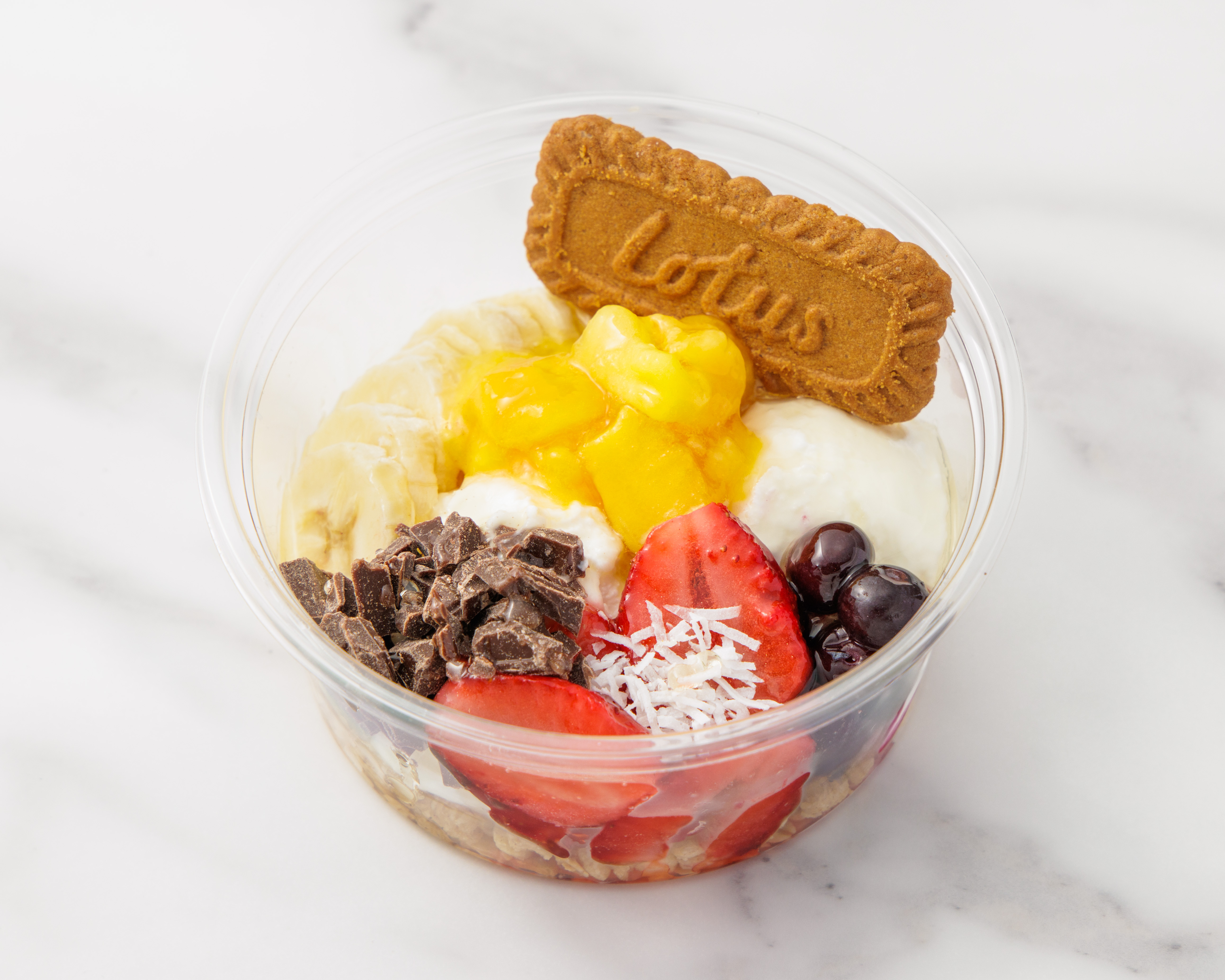 アサイー工房 マンゴーグリークヨーグルトin板チョコ